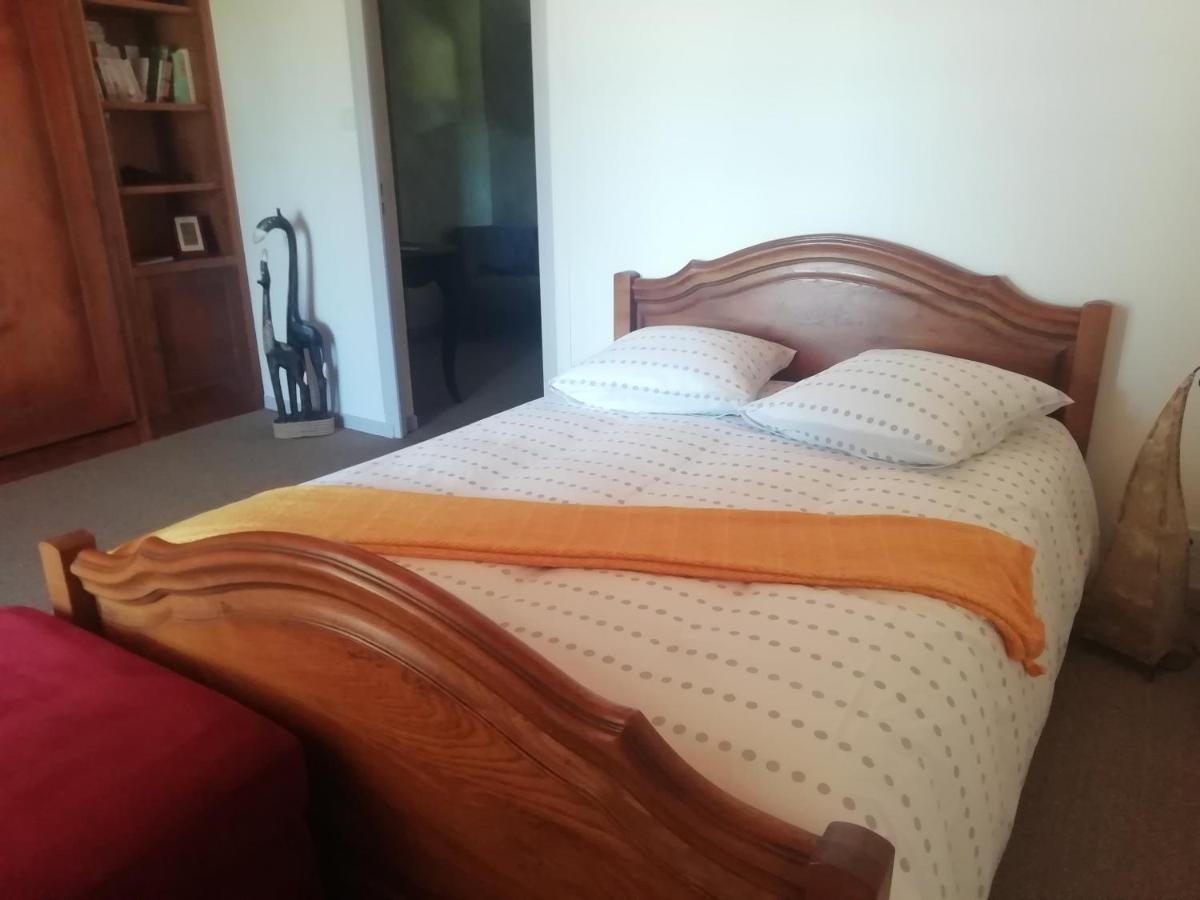 Chez Sophie Et Gilles Bed & Breakfast Monistrol-sur-Loire ภายนอก รูปภาพ