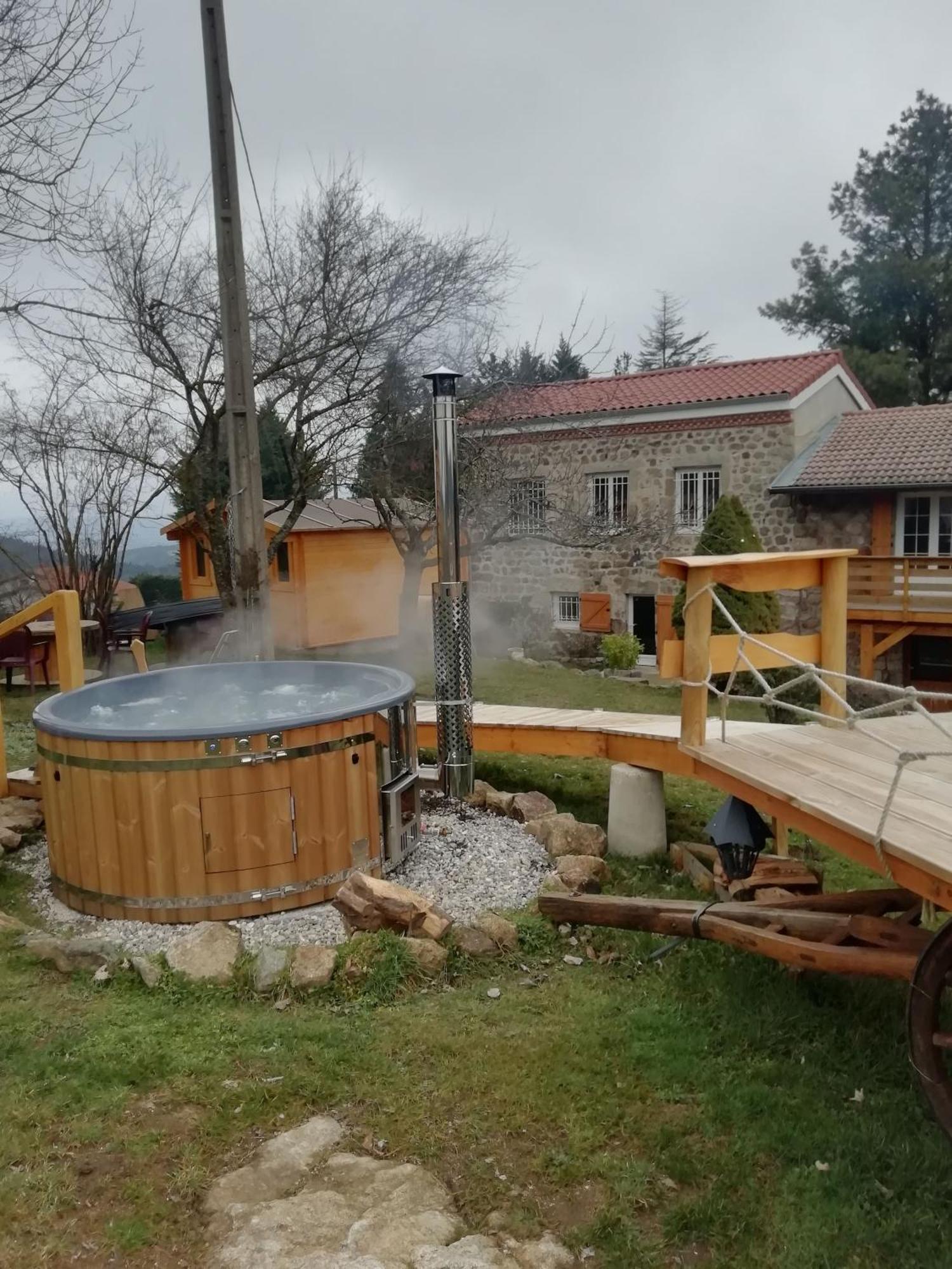 Chez Sophie Et Gilles Bed & Breakfast Monistrol-sur-Loire ภายนอก รูปภาพ